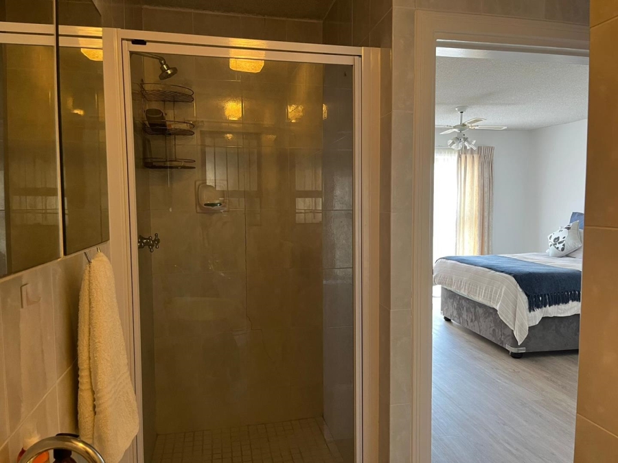 To Let 2 Bedroom Property for Rent in Humewood Eastern Cape